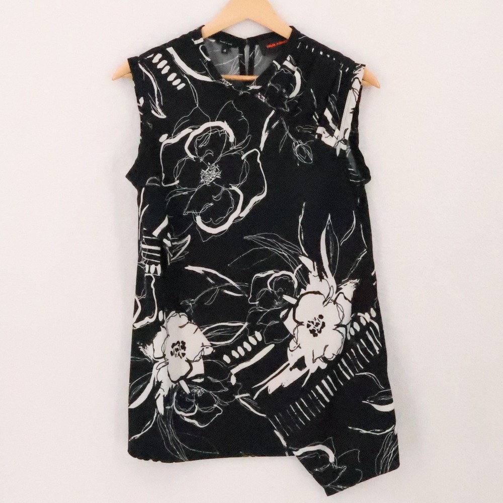 Yigal Azrouel Silk Blend  Floral Blouse Top Size 4 Black White Asymmetric Artsy